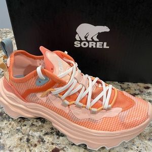 Sorel Kinetic Breakthru Tech Lace. Brand new. Size 9